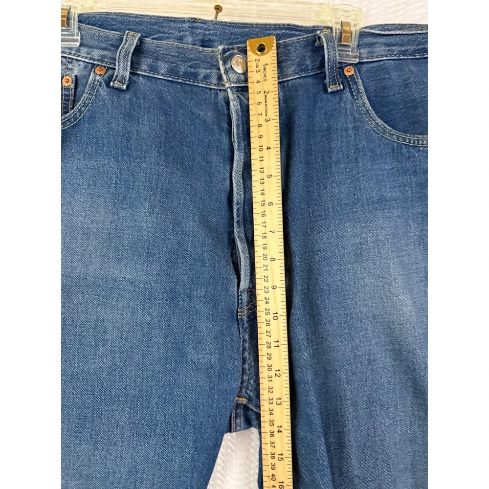 Levis 501 Original Fit Mens Jeans 40x30 Medium Wash Blue Straight Leg Button Fly